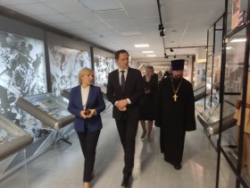 Выставка «Битва за Ленинград. Противостояние ценностей»