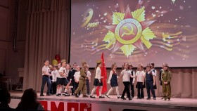Школьный праздник ко Дню Победы Школьный праздник ко Дню Победы